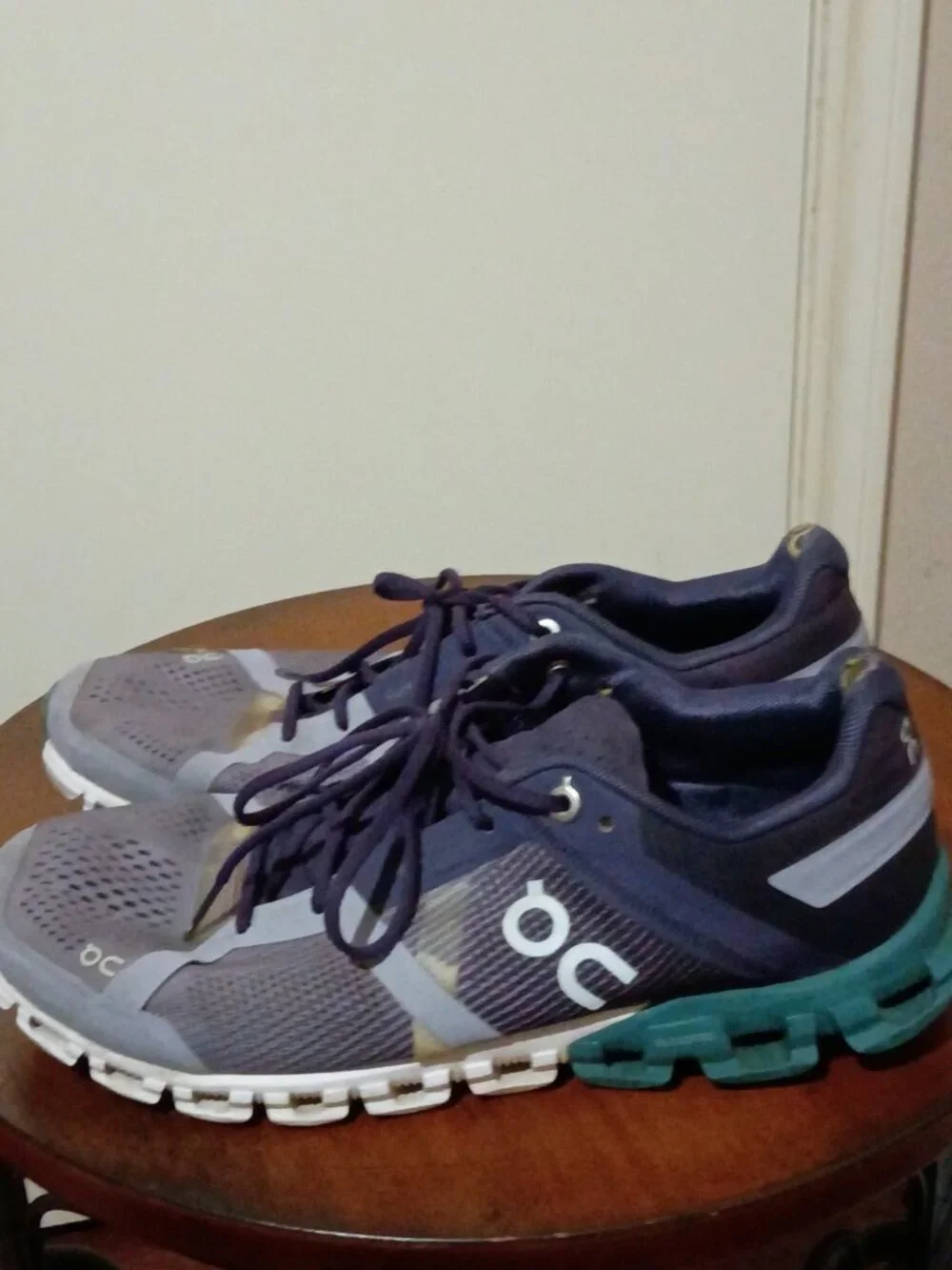 On Cloud Women’s 8.5 Purple Violet Tide Helion Cloudtec Swiss Running Sneakers